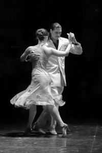 Mon chef ne me fait pas confiance : la danse systémique, Tango en noir et blanc